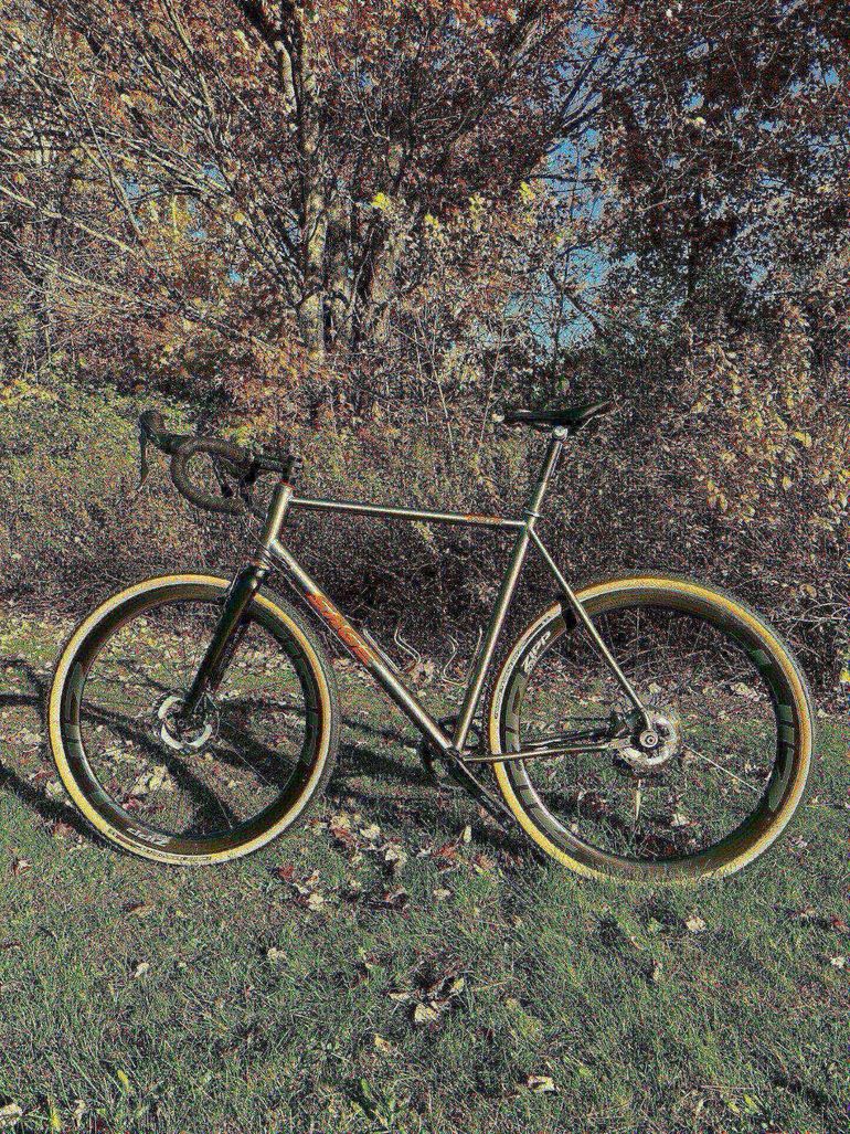 Used Sage Barlow 2022 Road & Gravel, Hellgrau — image 12 of 12