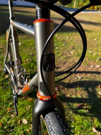 Used Sage Barlow 2022 Road & Gravel, Hellgrau — image 8 of 12