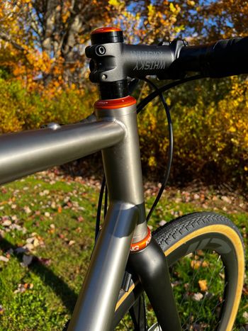 Used Sage Barlow 2022 Road & Gravel, Hellgrau — image 6 of 12