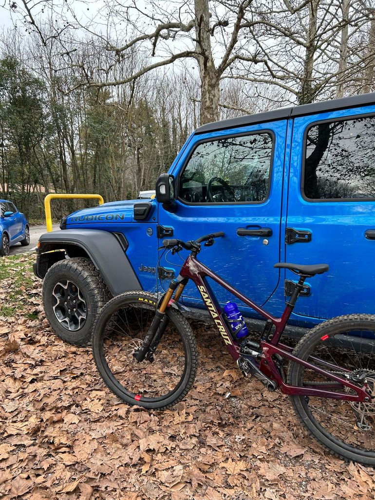 Used Santa Cruz HIGHTOWER X01 / AXS / RSV / Carbon CC / 29 2022 2022 Mountainbike, Purple, 29 — image 2 of 4