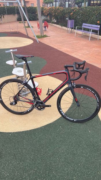 Used Focus Xl 2016 Road & Gravel, Red — image 2 of 10