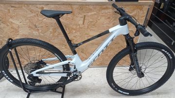 Brugt Scott SPARK RC TEAM (2025) 2025 Mountainbike — billede 11 af 14