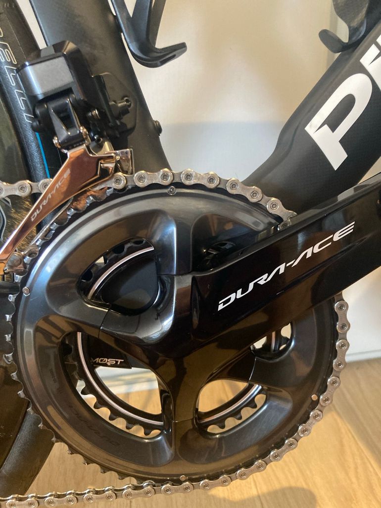 Brugt Pinarello Dogma F12 Disk Dura Ace Di2 Bike 2020 Road & Gravel — billede 8 af 24