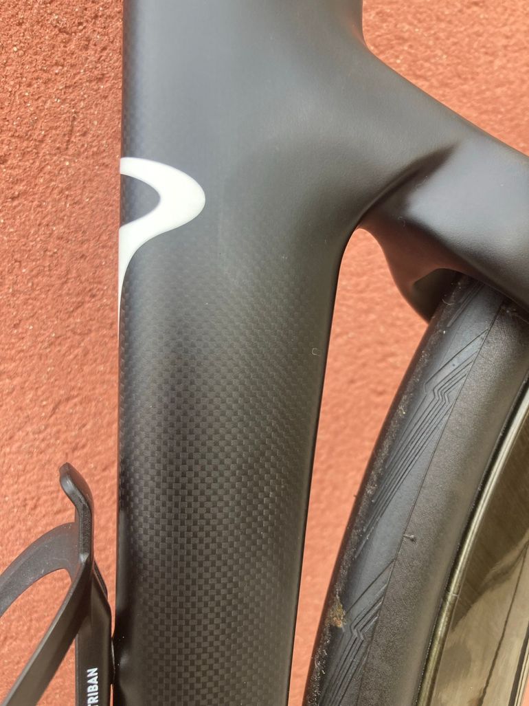 Brugt Pinarello Dogma F12 Disk Dura Ace Di2 Bike 2020 Road & Gravel — billede 10 af 24