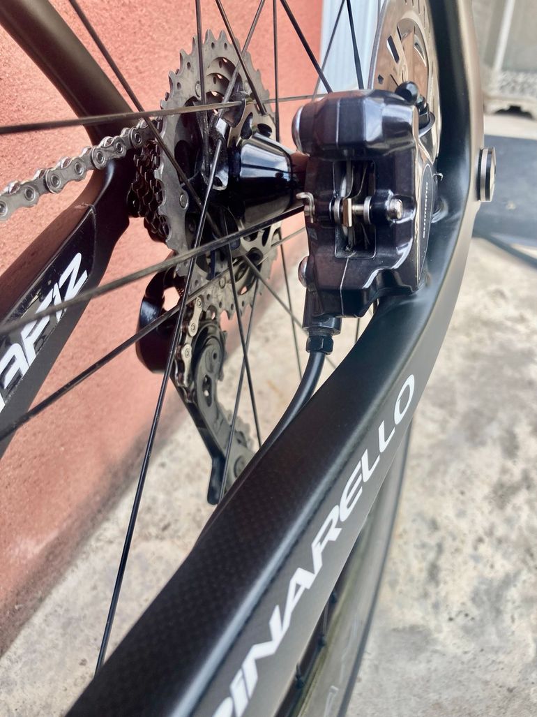 Brugt Pinarello Dogma F12 Disk Dura Ace Di2 Bike 2020 Road & Gravel — billede 6 af 24