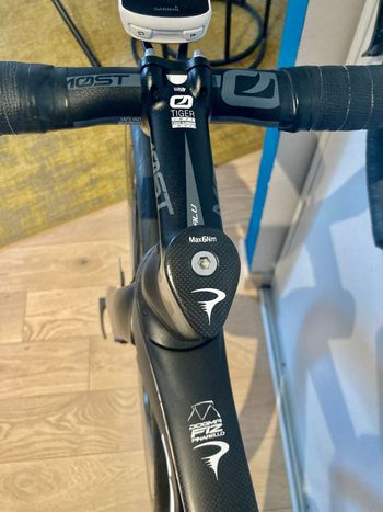Brugt Pinarello Dogma F12 Disk Dura Ace Di2 Bike 2020 Road & Gravel — billede 23 af 24