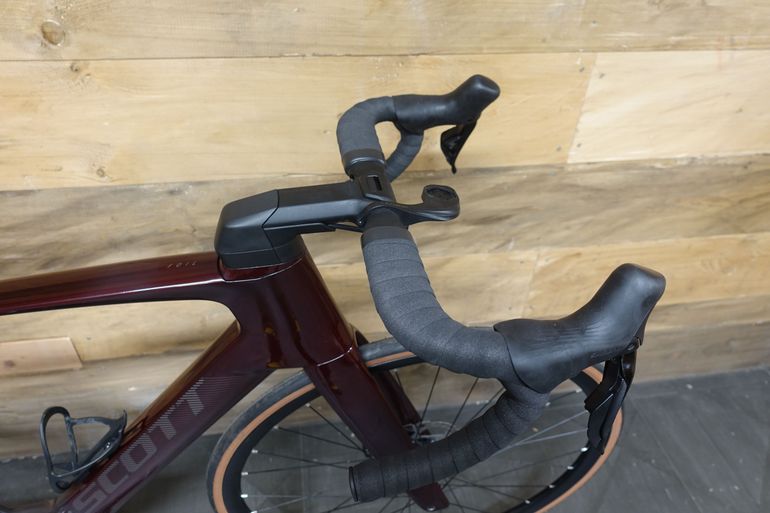 Brugt Scott Foil Shimano Dura Ace Di2 2023 Road & Gravel — billede 3 af 9