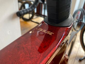 Used Megamo Pulse 15 CW 2025 Road & Gravel, Red — image 5 of 7