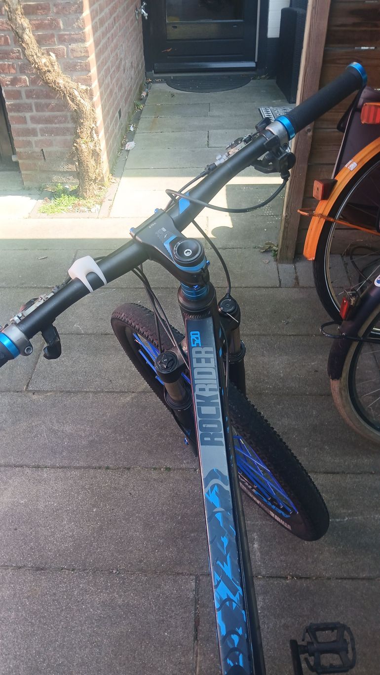 Used DECATHLON Rockrider btwin 520 custom 2016 Mountainbike, Black — image 8 of 8