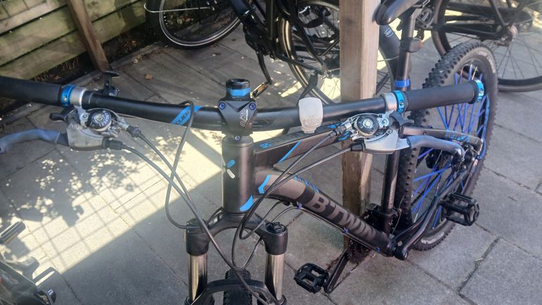 Used DECATHLON Rockrider btwin 520 custom 2016 Mountainbike, Black — image 7 of 8