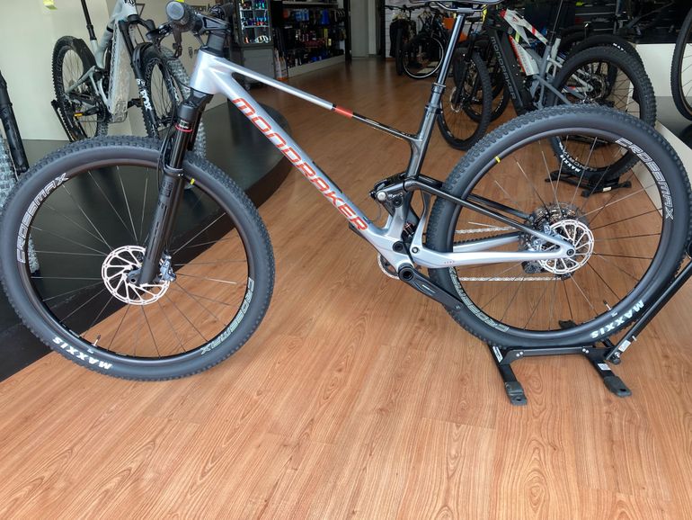 Brugt Mondraker F-PODIUM R 2025 2025 Mountainbike — billede 2 af 6