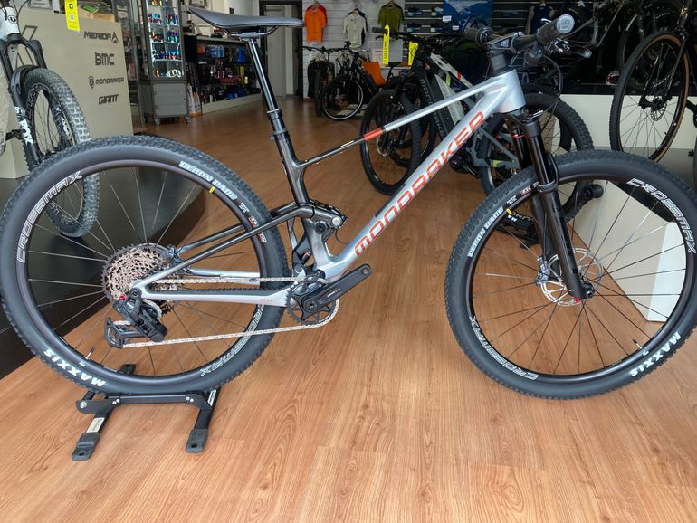 Brugt Mondraker F-PODIUM R 2025 2025 Mountainbike — billede 1 af 6