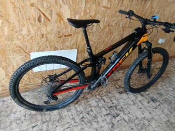 Used Trek Rail 9.9 XX1 AXS 2022 2022 Mountainbike, Rojo — image 5 of 8