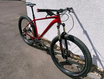 Used Specialized Fuse Comp 6Fattie 2016 2016 Mountainbike, Red, 27.5 — image 6 of 9