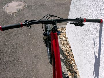 Used Specialized Fuse Comp 6Fattie 2016 2016 Mountainbike, Red, 27.5 — image 9 of 9