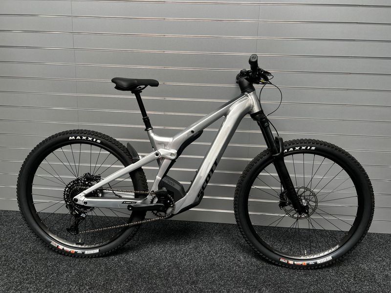 Scott Strike eRIDE 920 EVO 2023 2023 MTB usato
