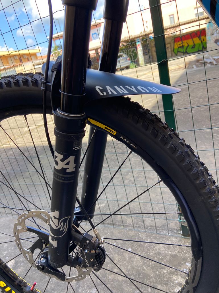 Gebrauchtes Canyon Neuron AL 8 2018 Mountainbike, Blau — Bild 24 von 38