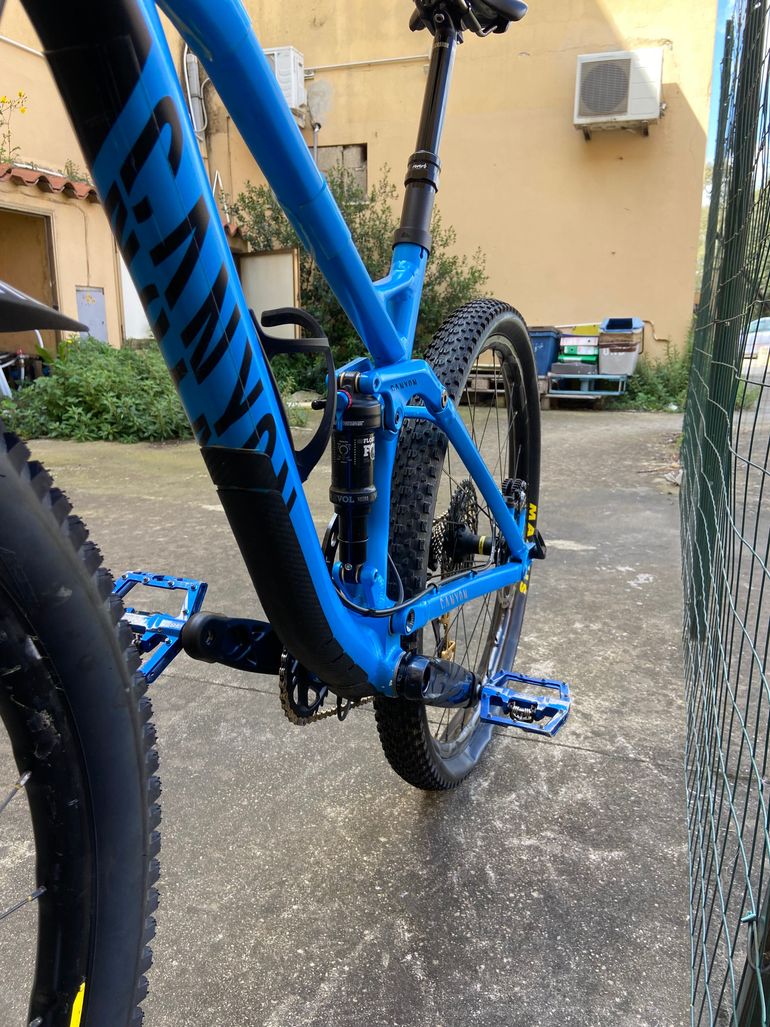 Gebrauchtes Canyon Neuron AL 8 2018 Mountainbike, Blau — Bild 35 von 38