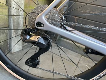Gebrauchtes Ridley Helium Shimano Ultegra Di2 2024 Road & Gravel, Hellgrau — Bild 7 von 8