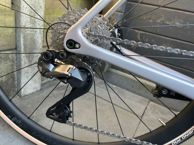 Gebrauchtes Ridley Helium Shimano Ultegra Di2 2024 Road & Gravel, Hellgrau — Bild 7 von 8