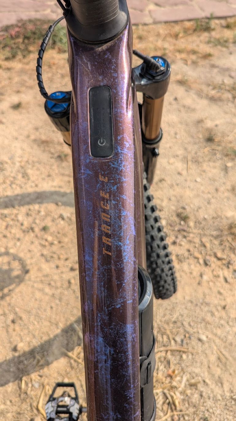 Giant Trance X Advanced, E+ Elite 0 2023 2023 Mountainbike usato, Viola — immagine 11 di 13