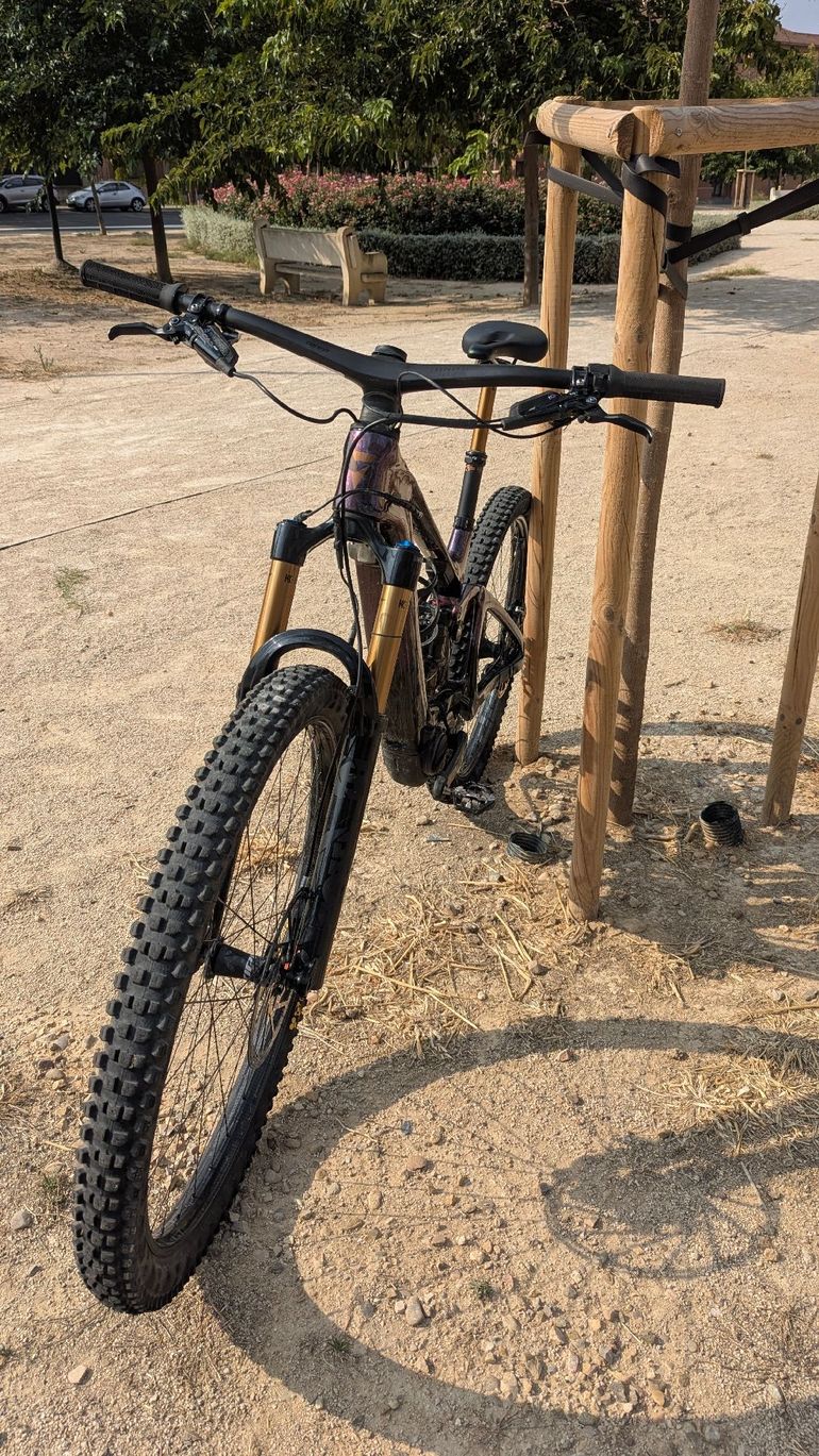 Giant Trance X Advanced, E+ Elite 0 2023 2023 Mountainbike usato, Viola — immagine 8 di 13