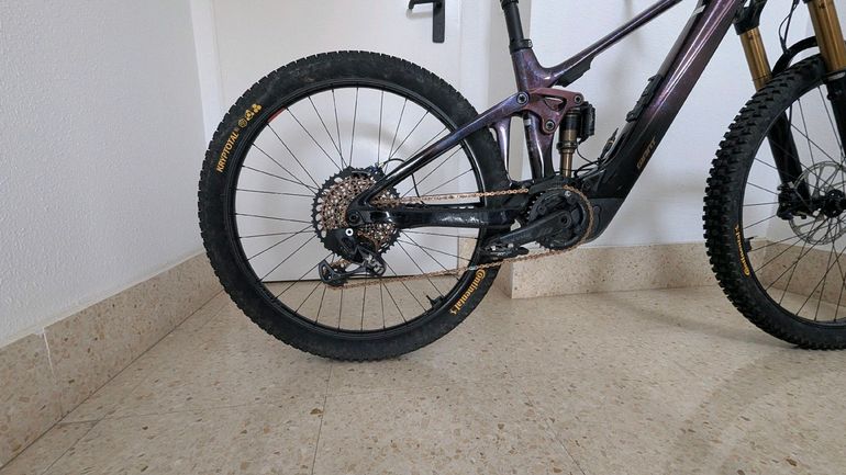 Giant Trance X Advanced, E+ Elite 0 2023 2023 Mountainbike usato, Viola — immagine 6 di 13