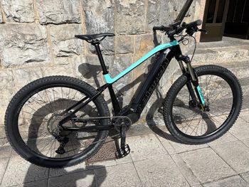 Used Bianchi T-Tronik Sport 9.2 2022 Mountainbike, Grün — image 1 of 6