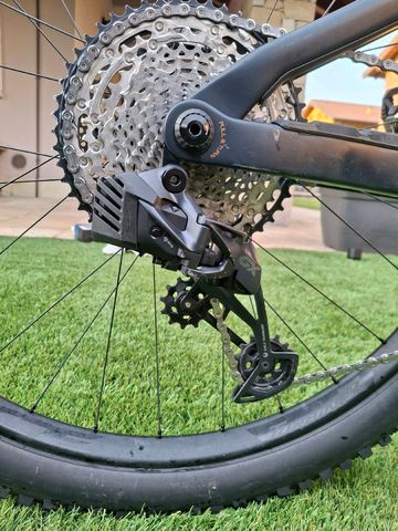 Tweedehands Orbea Rise SRAM GX Eagle AXS 2022 Mountainbike — afbeelding 3 van 5