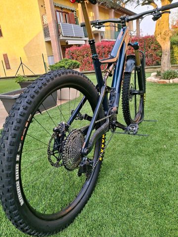 Tweedehands Orbea Rise SRAM GX Eagle AXS 2022 Mountainbike — afbeelding 5 van 5