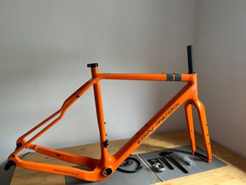 Eddy Merckx Strasbourg carbon Frameset 2025 Road & Gravel usato
