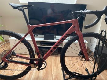 Used Canyon Grizl CF SL 6 AXS 2024 2024 Road & Gravel — image 1 of 20