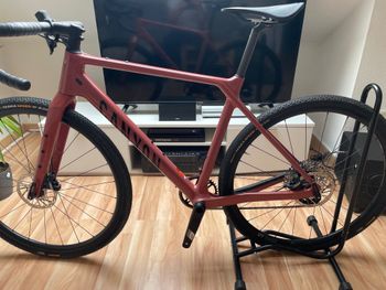Used Canyon Grizl CF SL 6 AXS 2024 2024 Road & Gravel — image 2 of 20