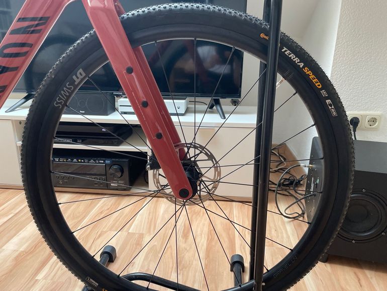 Used Canyon Grizl CF SL 6 AXS 2024 2024 Road & Gravel — image 4 of 20