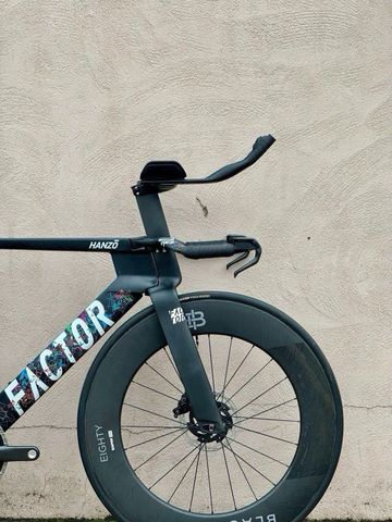 Używany Factor HANZO - SRAM Force w/ Power Meter 2024 2024 Road & Gravel
