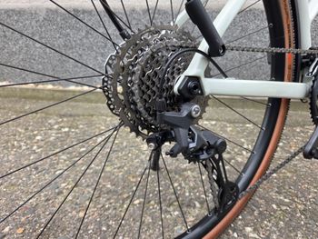 Used Rose Sneak EQ 1 MidStep 2023 Road & Gravel, Light Gray — image 10 of 15
