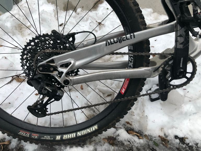 Gebrauchtes Alutech Fanes 6.0 BaseLine 2021 2021 Mountainbike, Hellgrau, 27.5 — Bild 4 von 8
