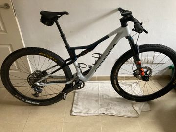 Brugt Orbea OIZ M20 2023 2023 MTB