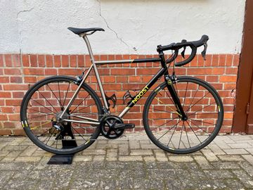 Used Noost Titan Rennrad fully custom 2021 Road & Gravel