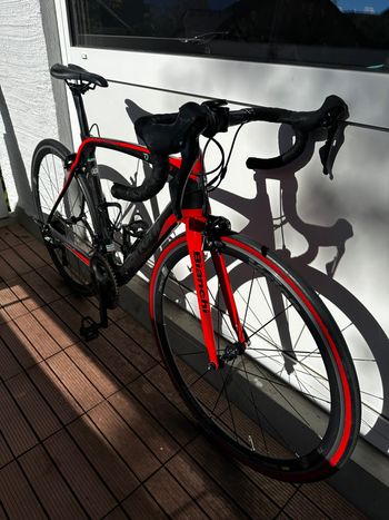 Used Bianchi Oltre xr3 2021 2021 Road & Gravel, Red — image 9 of 11
