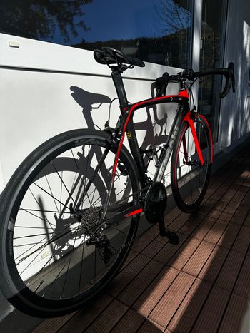 Used Bianchi Oltre xr3 2021 2021 Road & Gravel, Red — image 4 of 11
