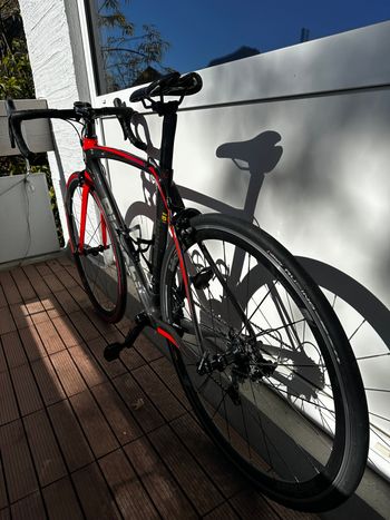 Used Bianchi Oltre xr3 2021 2021 Road & Gravel, Red — image 3 of 11