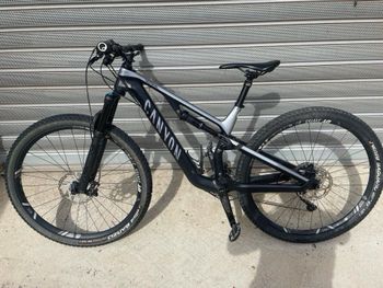 Used Canyon Neuron CF 9 2018 Mountainbike — image 2 of 3