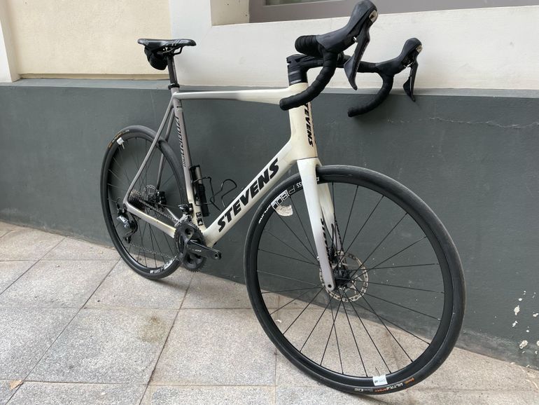 Used Stevens Izoard Pro Disc 2022 2022 Road & Gravel, White — image 9 of 16