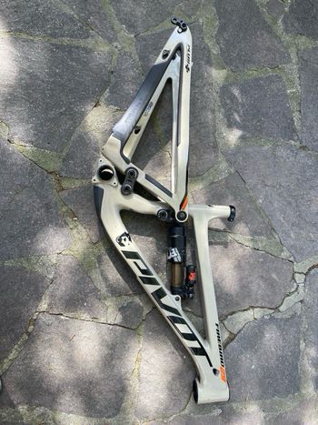 Pivot, Firebird 29 Pro XT/XTR 2019 Frameset