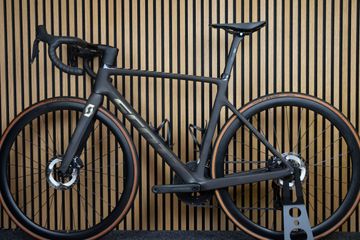 Scott Addict RC 15 2024 2024 Road & Gravel d'occasion — image 11 sur 11