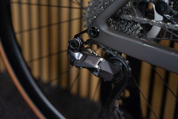 Scott Addict RC 15 2024 2024 Road & Gravel d'occasion — image 2 sur 11