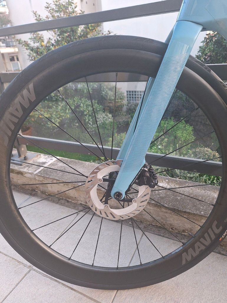 Brugt Canyon CF SLX 8 MAVIC COSMIC SL 2025 Road & Gravel — billede 4 af 4