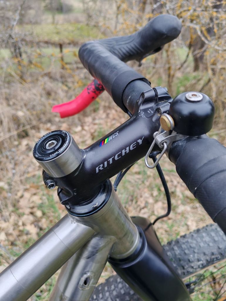 Used Sauvage Le Monstre 2022 Road & Gravel, Light Gray — image 5 of 6