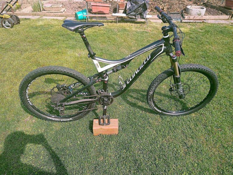 Specialized Stumpjumper FSR Elite 2012 2012 Mountainbike usato, Nero — immagine 2 di 12